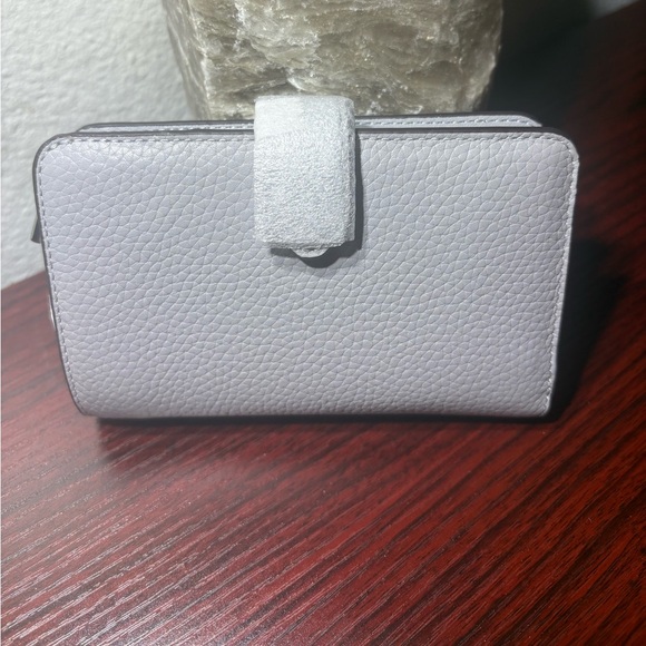 Lena Medium Bifold Wallet - Picture 5 of 6